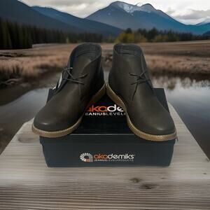 Akademiks Men's Casual Chukka Boots Size 10 Gray Ankle New With Tags Casual Wear